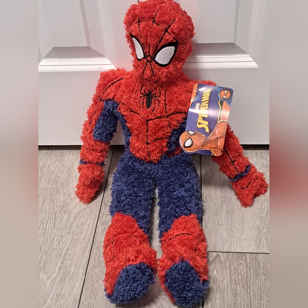 Brand New Marvel Spider-Man Fuzzy Pillow